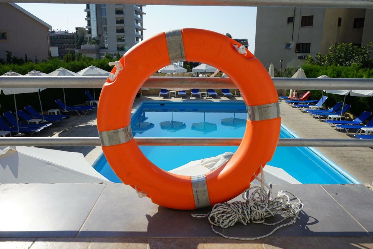 Polyxeni Hotel Apartments 利马索尔 外观 照片